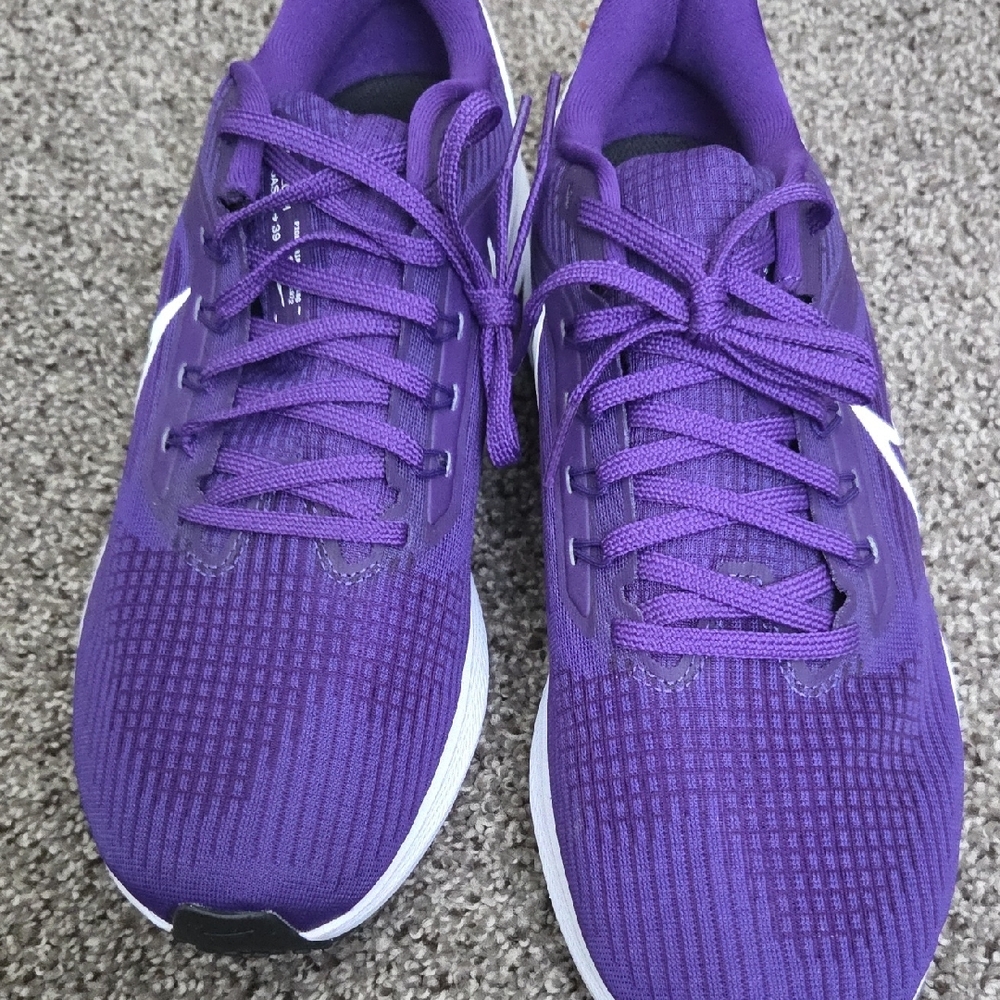 Nike Women's Purple Running Shoes